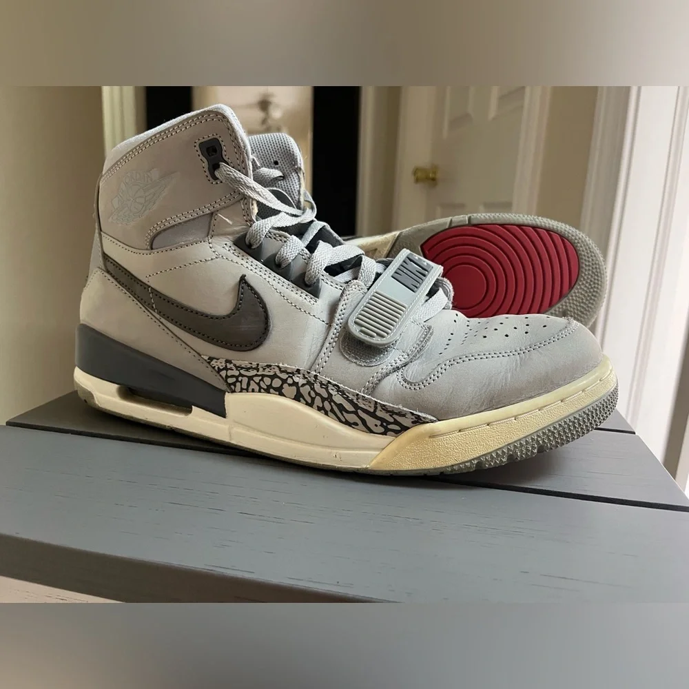Air jordan legacy 312 wolf grey